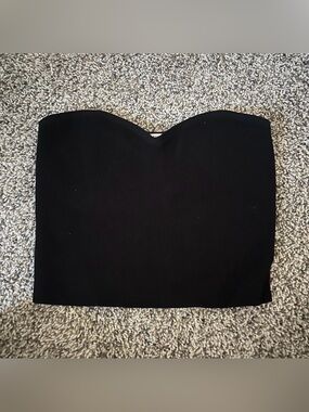 Black Babaton Sculptknit ribbed sweetheart tube top from Aritzia size XL